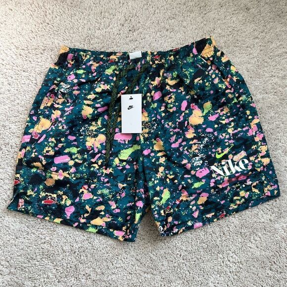 Nike Sportswear Trek Division Woven Flow Shorts - Picture 6 of 12